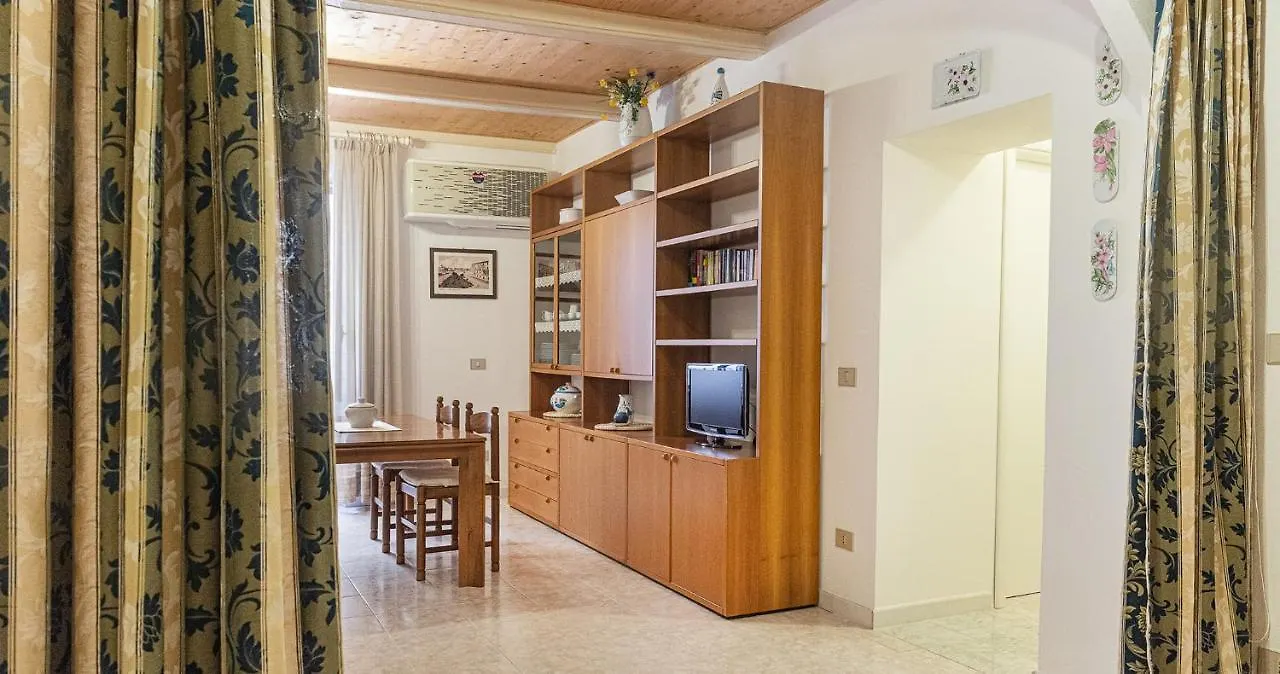 Welcomely - Minerva 23 Apartment Alghero 0*,  Italy